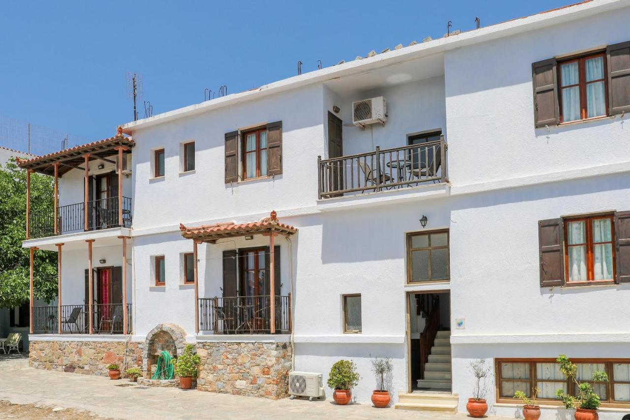 Fotini Rooms Skopelos Town Ngoại thất bức ảnh