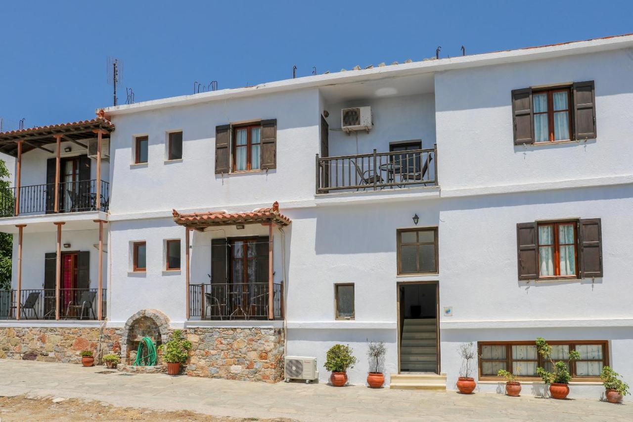 Fotini Rooms Skopelos Town Ngoại thất bức ảnh