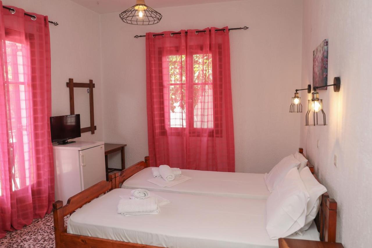 Fotini Rooms Skopelos Town Ngoại thất bức ảnh