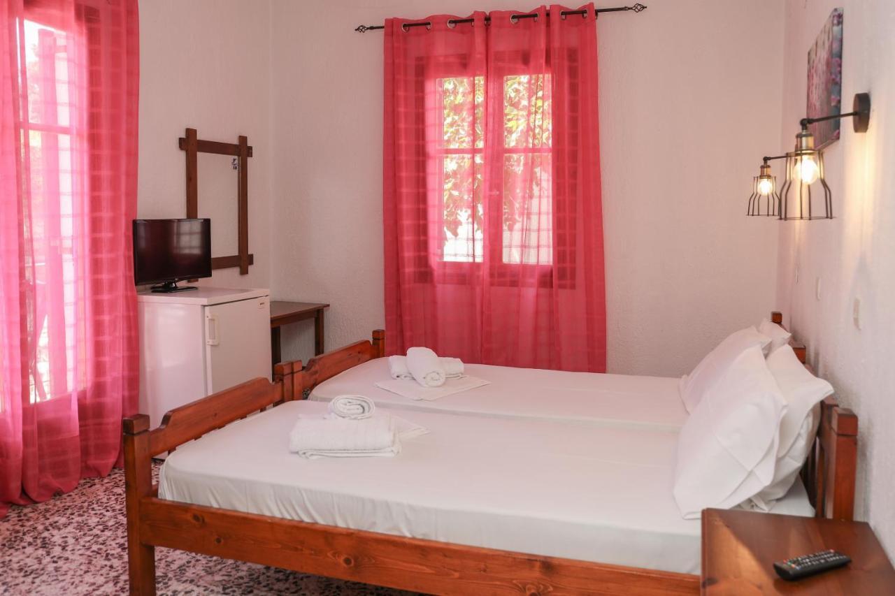 Fotini Rooms Skopelos Town Ngoại thất bức ảnh