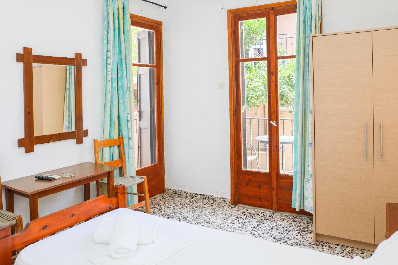 Fotini Rooms Skopelos Town Ngoại thất bức ảnh
